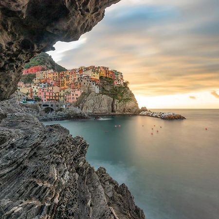 L' Attico Giallo Oro Di Giulia Manarola Eksteriør billede